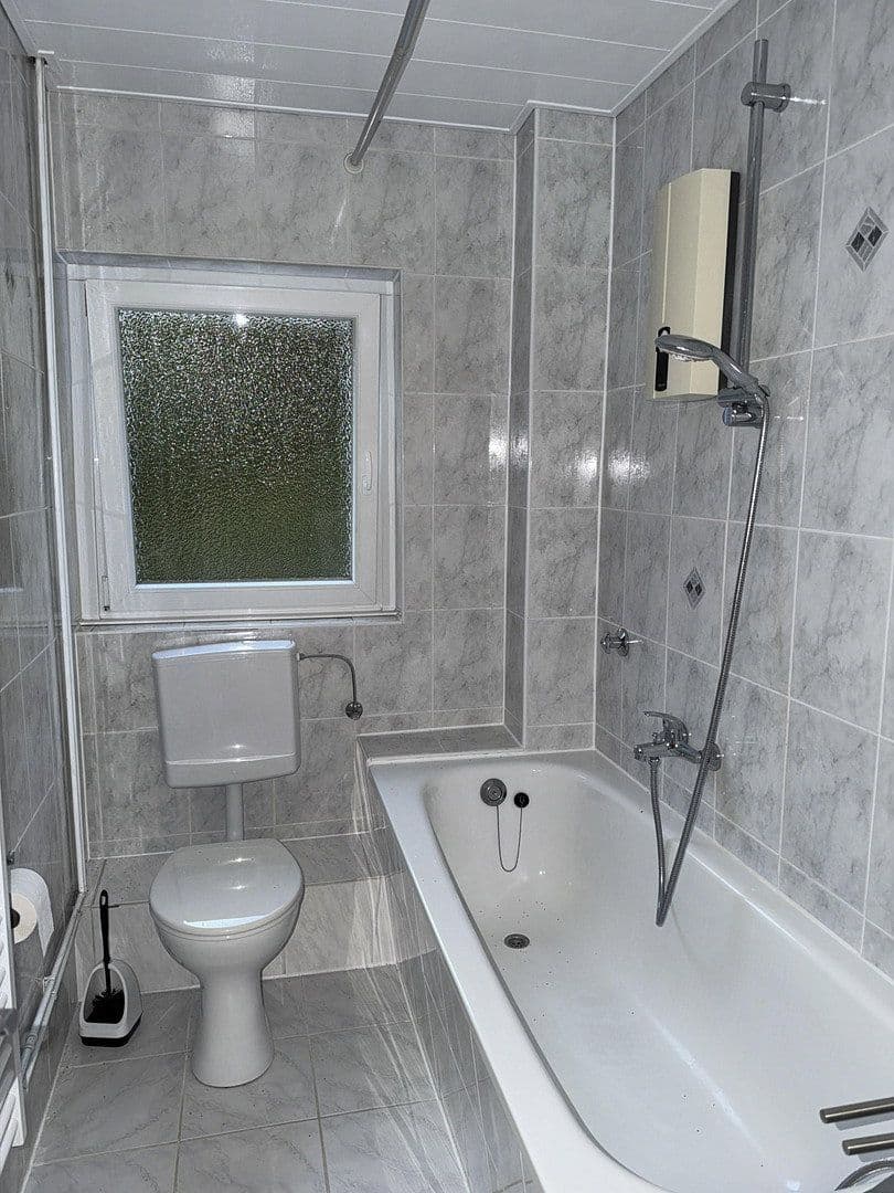 Prenájom bytu 3-izbový 75 m², Ravensberger Str. 91, Wuppertal, Severné Porýnie - Westfálsko Prenájom bytu 3-izbový 75 m², Ravensberger Str. 91, Wuppertal, Severné Porýnie - Westfálsko
