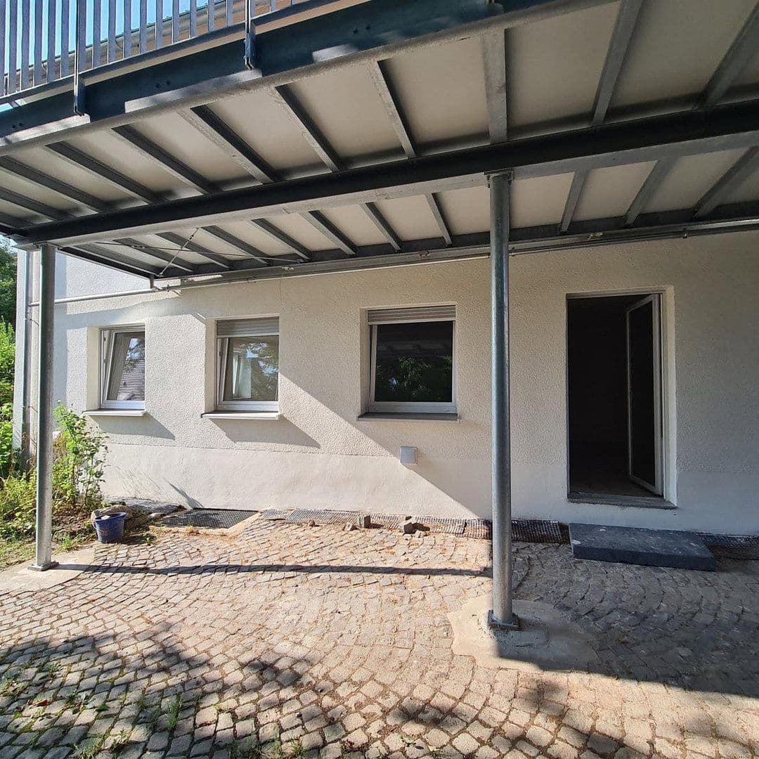 Prenájom bytu 2-izbový 77 m², Leonberg, Bádensko-Wurttembersko Prenájom bytu 2-izbový 77 m², Leonberg, Bádensko-Wurttembersko