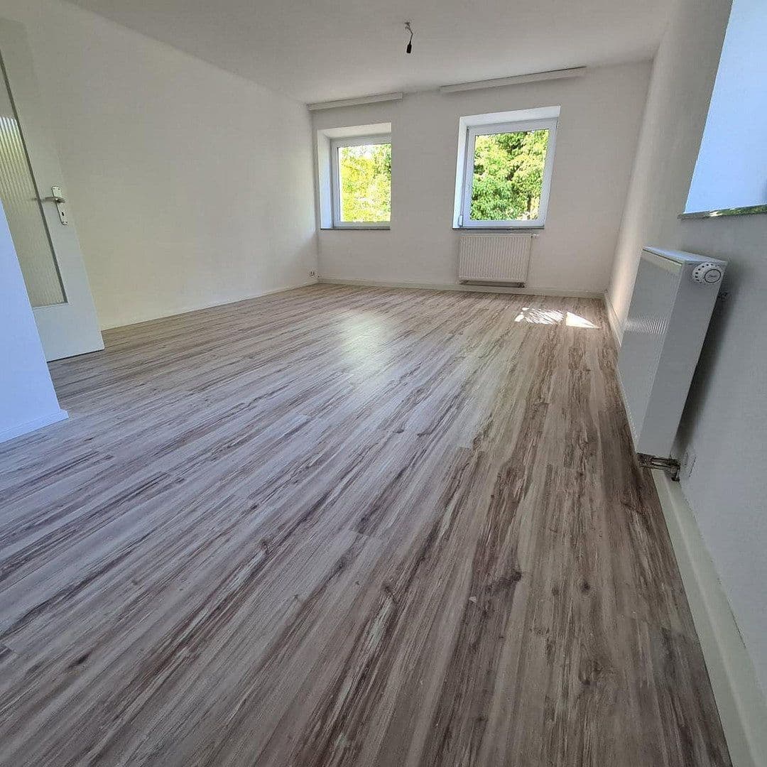 Prenájom bytu 2-izbový 77 m², Leonberg, Bádensko-Wurttembersko Prenájom bytu 2-izbový 77 m², Leonberg, Bádensko-Wurttembersko