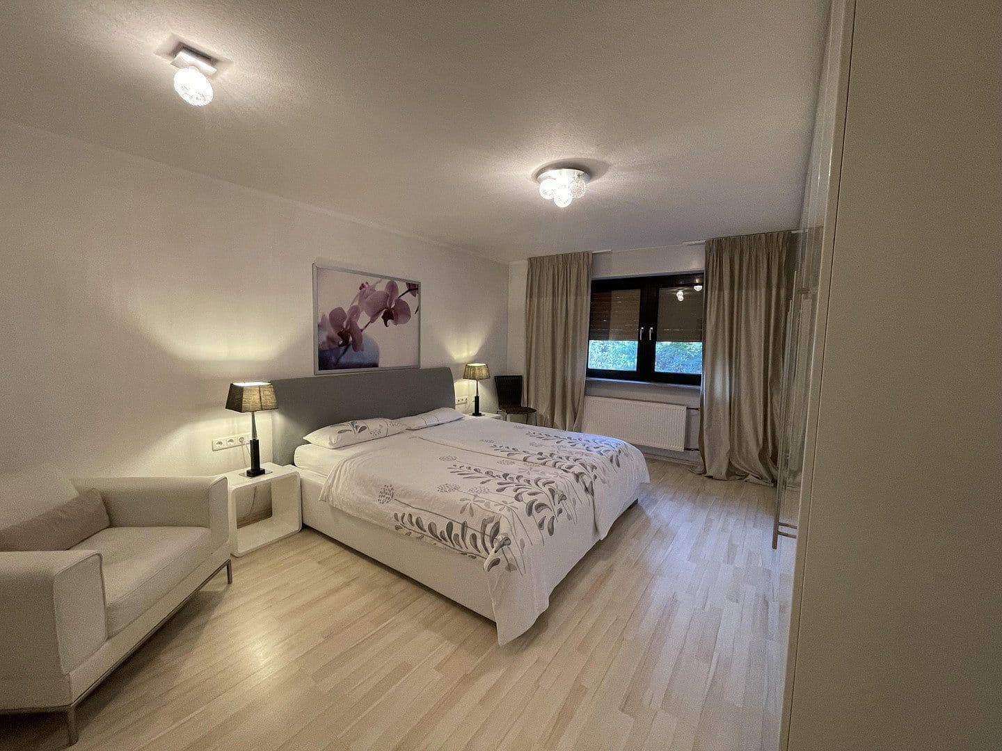 Prenájom bytu 4-izbový 100 m², Nieder-Olm, Porýnie-Falcko Prenájom bytu 4-izbový 100 m², Nieder-Olm, Porýnie-Falcko