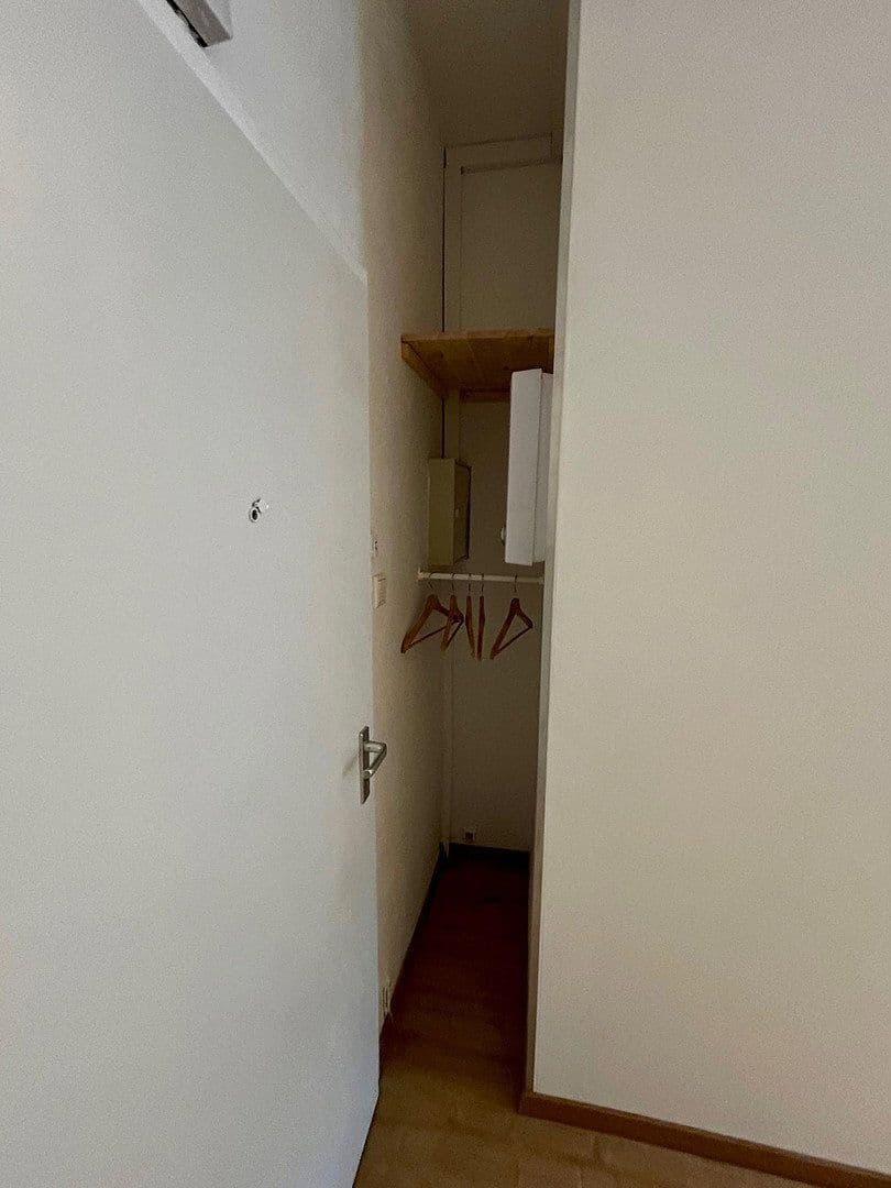 Prenájom kancelárie 20 m², Klever Platz 4, Wuppertal, Severné Porýnie - Westfálsko Prenájom kancelárie 20 m², Klever Platz 4, Wuppertal, Severné Porýnie - Westfálsko