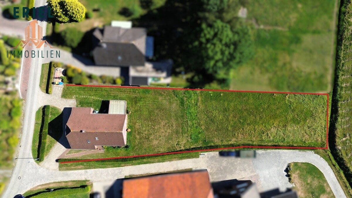 Predaj domu 205 m², pozemok 1.625 m², Aurich, Dolné Sasko Predaj domu 205 m², pozemok 1.625 m², Aurich, Dolné Sasko