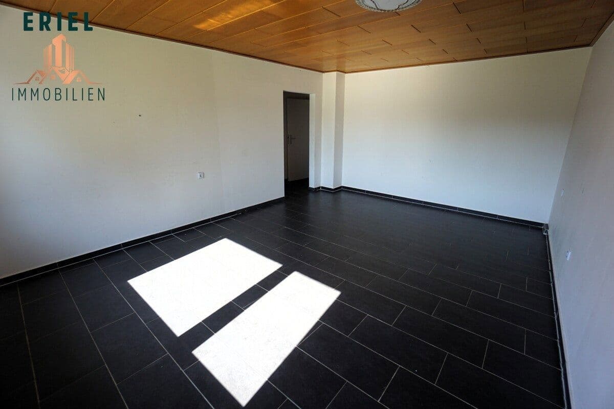 Predaj domu 205 m², pozemok 1.625 m², Aurich, Dolné Sasko Predaj domu 205 m², pozemok 1.625 m², Aurich, Dolné Sasko
