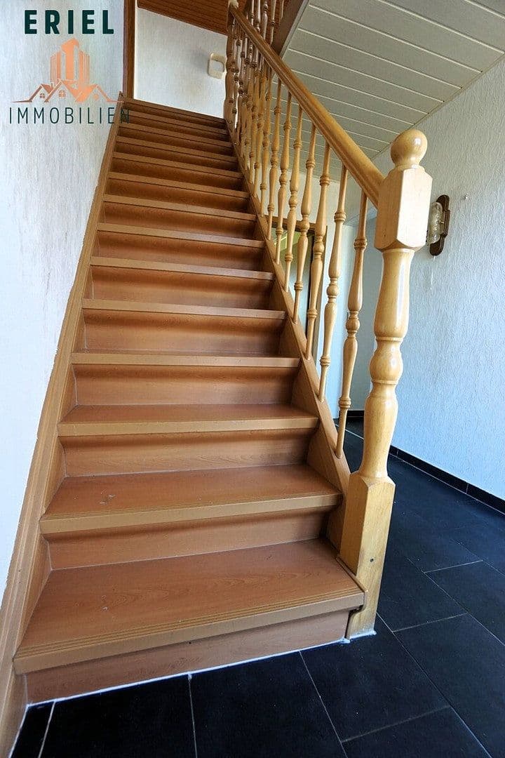 Predaj domu 205 m², pozemok 1.625 m², Aurich, Dolné Sasko Predaj domu 205 m², pozemok 1.625 m², Aurich, Dolné Sasko