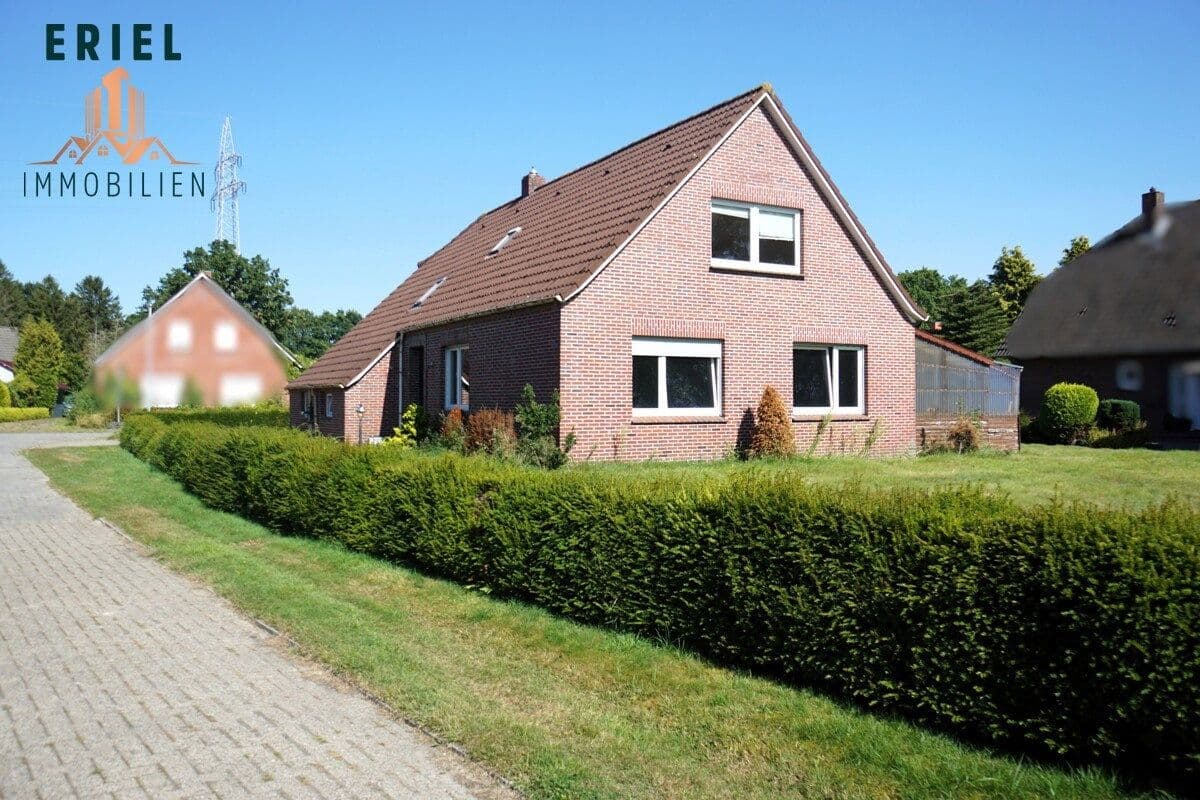Predaj domu 205 m², pozemok 1.625 m², Aurich, Dolné Sasko Predaj domu 205 m², pozemok 1.625 m², Aurich, Dolné Sasko