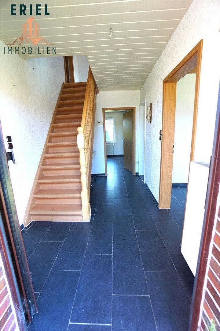 Predaj domu 205 m², pozemok 1.625 m², Aurich, Dolné Sasko Predaj domu 205 m², pozemok 1.625 m², Aurich, Dolné Sasko