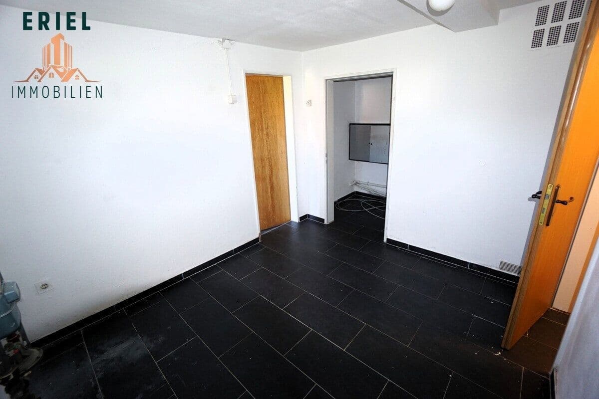 Predaj domu 205 m², pozemok 1.625 m², Aurich, Dolné Sasko Predaj domu 205 m², pozemok 1.625 m², Aurich, Dolné Sasko