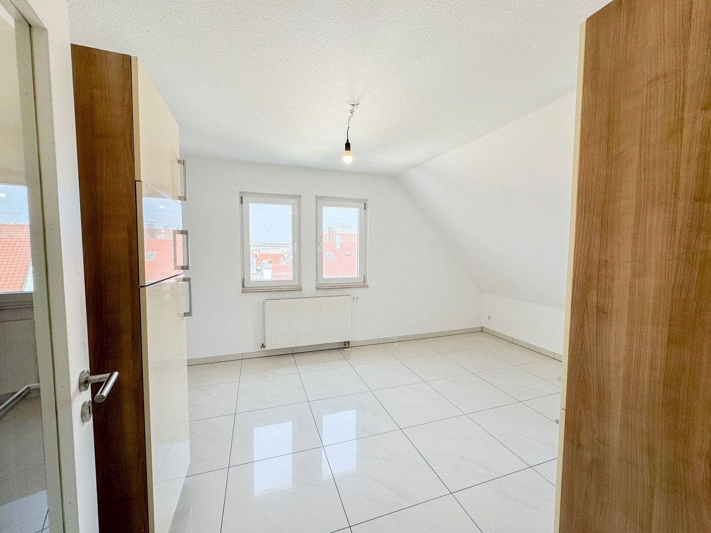 Predaj bytu 3-izbový 94 m², Stuttgart, Bádensko-Wurttembersko Predaj bytu 3-izbový 94 m², Stuttgart, Bádensko-Wurttembersko