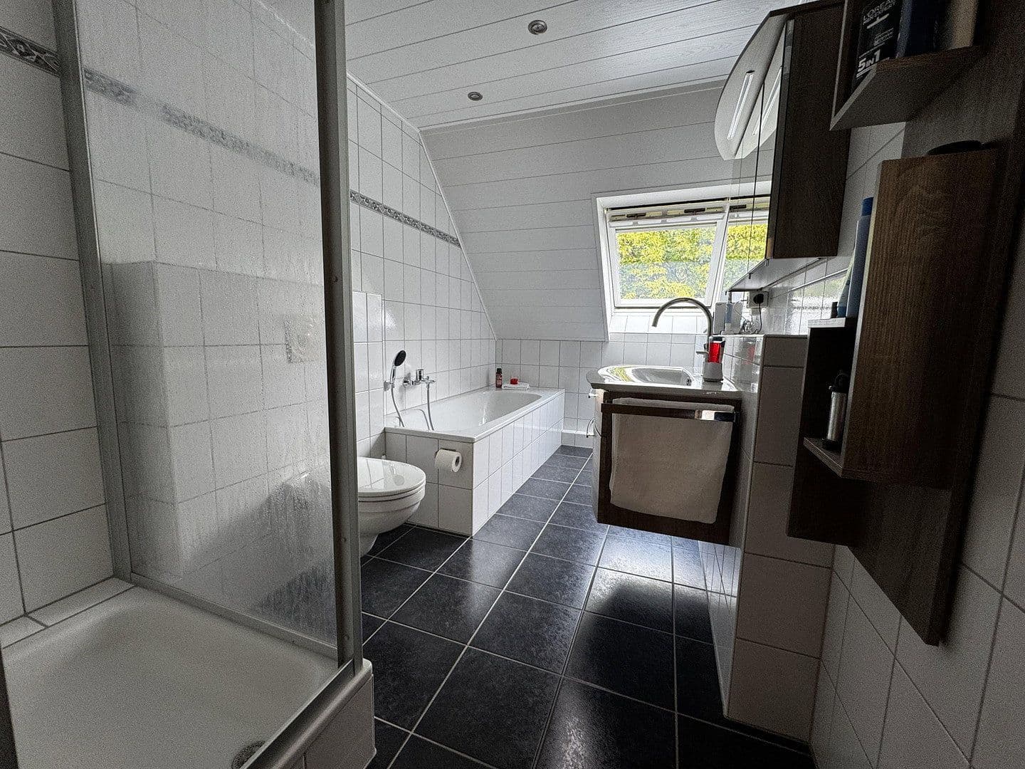 Predaj domu 129 m², pozemok 206 m², Hagemannshof 1 B, Gelsenkirchen, Severné Porýnie - Westfálsko Predaj domu 129 m², pozemok 206 m², Hagemannshof 1 B, Gelsenkirchen, Severné Porýnie - Westfálsko