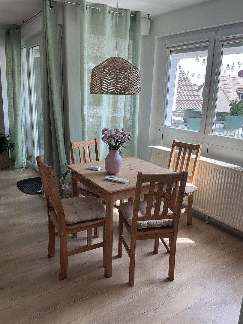 Predaj bytu 3-izbový 90 m², Hochheim, Hesensko Predaj bytu 3-izbový 90 m², Hochheim, Hesensko