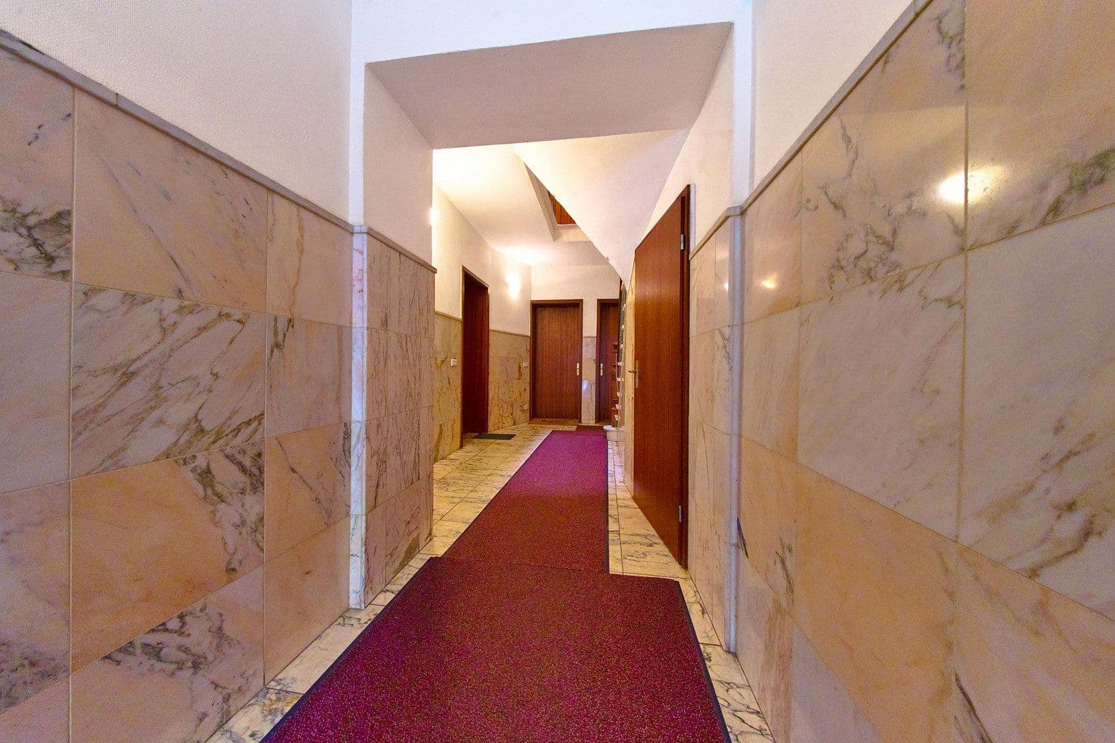 Predaj bytu 2-izbový 47 m², Hamburg, Hamburg Predaj bytu 2-izbový 47 m², Hamburg, Hamburg