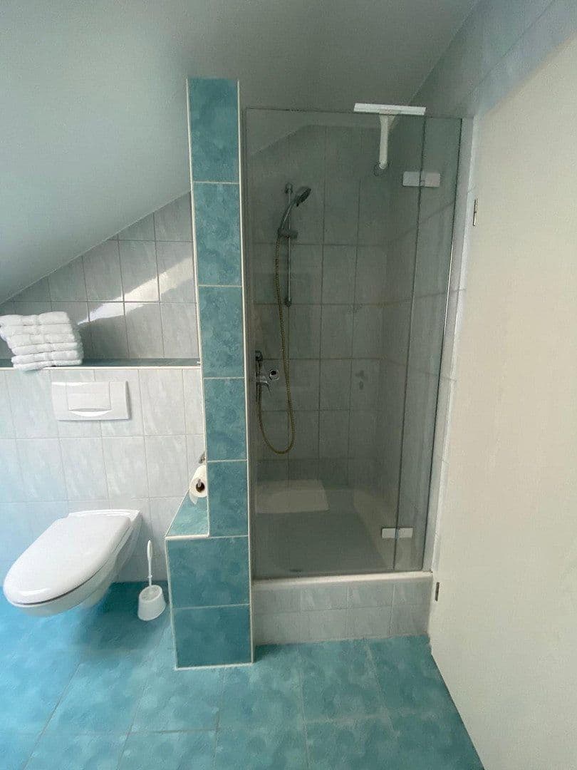 Prenájom bytu 3-izbový 85 m², Ingelfingen, Bádensko-Wurttembersko Prenájom bytu 3-izbový 85 m², Ingelfingen, Bádensko-Wurttembersko