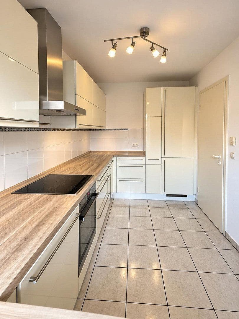 Predaj domu 123 m², pozemok 200 m², Herzogenaurach, Bavorsko Predaj domu 123 m², pozemok 200 m², Herzogenaurach, Bavorsko