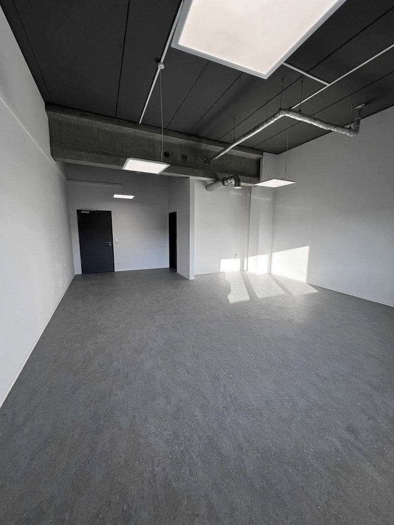 Prenájom kancelárie 301 m², Schönefeld, Brandenbursko Prenájom kancelárie 301 m², Schönefeld, Brandenbursko