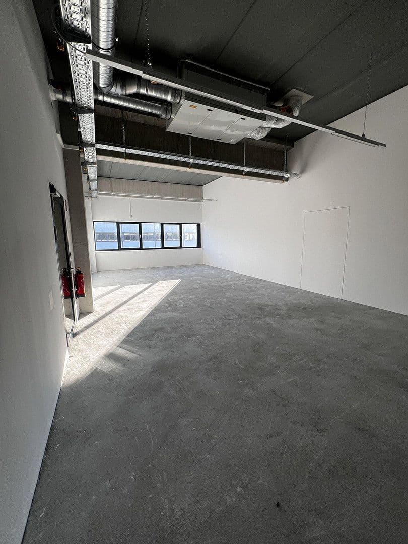 Prenájom kancelárie 301 m², Schönefeld, Brandenbursko Prenájom kancelárie 301 m², Schönefeld, Brandenbursko