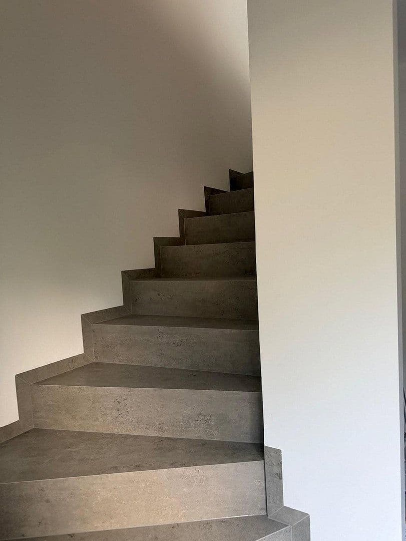 Prenájom domu 233 m², pozemok 993 m², Fürth, Bavorsko Prenájom domu 233 m², pozemok 993 m², Fürth, Bavorsko
