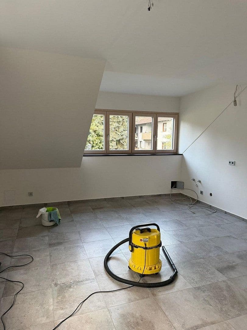 Prenájom domu 233 m², pozemok 993 m², Fürth, Bavorsko Prenájom domu 233 m², pozemok 993 m², Fürth, Bavorsko