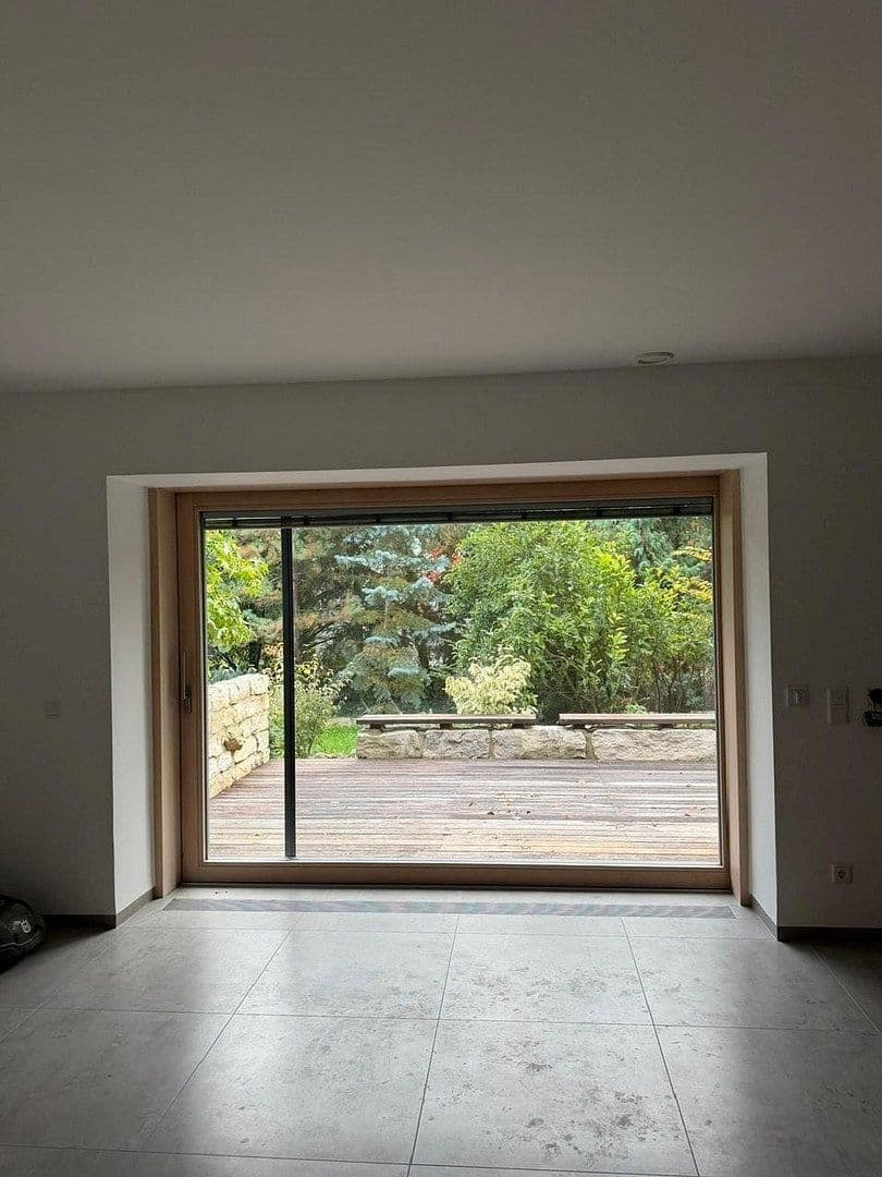 Prenájom domu 233 m², pozemok 993 m², Fürth, Bavorsko Prenájom domu 233 m², pozemok 993 m², Fürth, Bavorsko