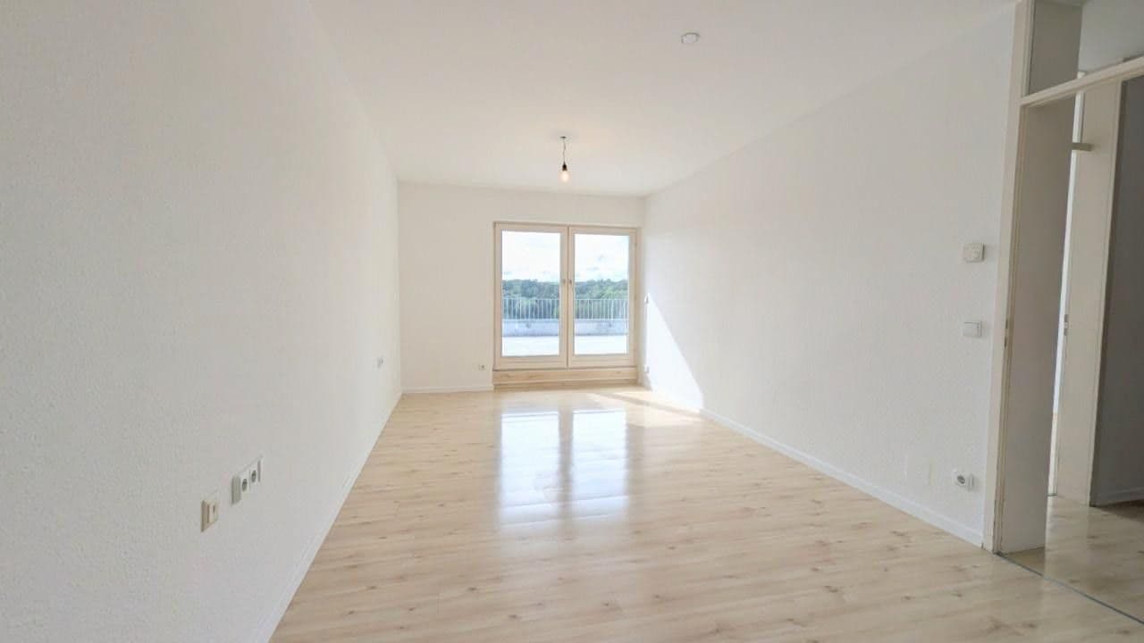 Prenájom bytu 3-izbový 133 m², Sulzer Straße 84/11, Wildberg, Bádensko-Wurttembersko Prenájom bytu 3-izbový 133 m², Sulzer Straße 84/11, Wildberg, Bádensko-Wurttembersko