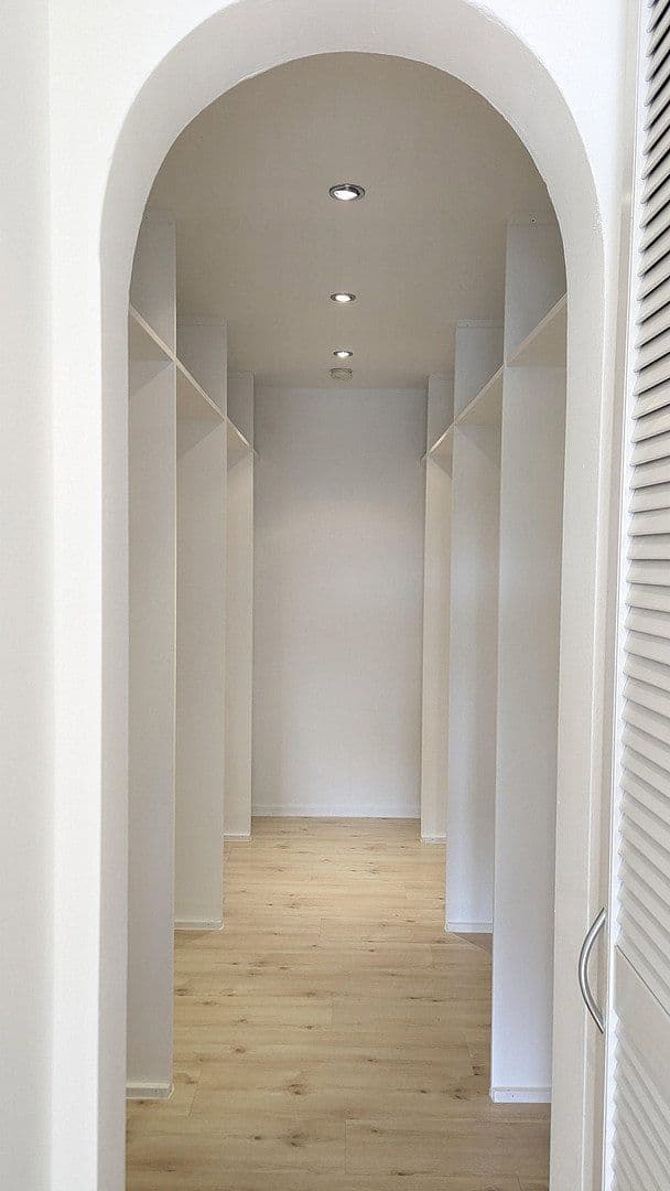 Prenájom bytu 3-izbový 133 m², Sulzer Straße 84/11, Wildberg, Bádensko-Wurttembersko Prenájom bytu 3-izbový 133 m², Sulzer Straße 84/11, Wildberg, Bádensko-Wurttembersko