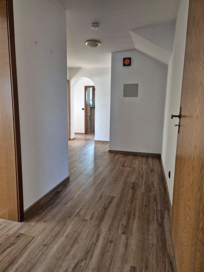 Predaj domu 190 m², pozemok 721 m², Vilsbiburg, Bavorsko Predaj domu 190 m², pozemok 721 m², Vilsbiburg, Bavorsko