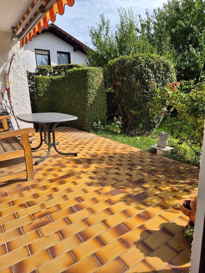 Predaj domu 190 m², pozemok 721 m², Vilsbiburg, Bavorsko Predaj domu 190 m², pozemok 721 m², Vilsbiburg, Bavorsko