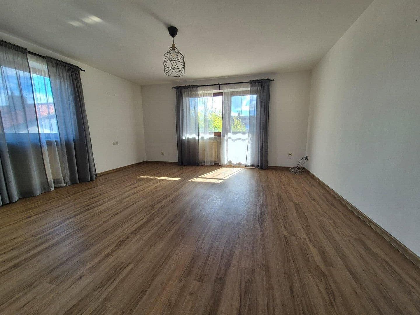 Predaj domu 190 m², pozemok 721 m², Vilsbiburg, Bavorsko Predaj domu 190 m², pozemok 721 m², Vilsbiburg, Bavorsko