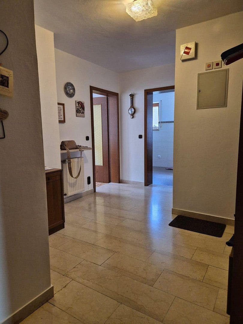 Predaj domu 190 m², pozemok 721 m², Vilsbiburg, Bavorsko Predaj domu 190 m², pozemok 721 m², Vilsbiburg, Bavorsko