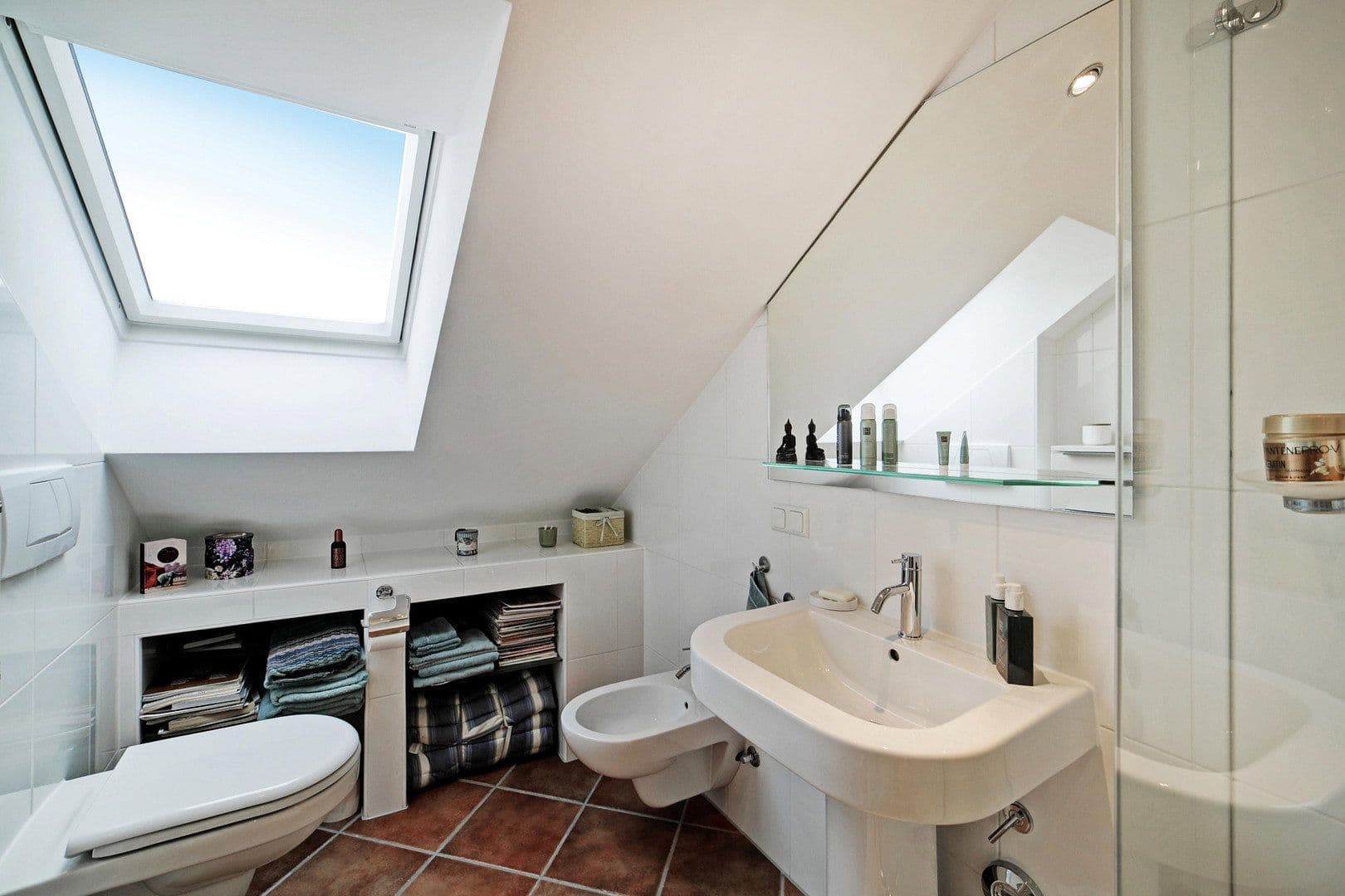 Predaj bytu 4-izbový 125 m², München, Bavorsko Predaj bytu 4-izbový 125 m², München, Bavorsko
