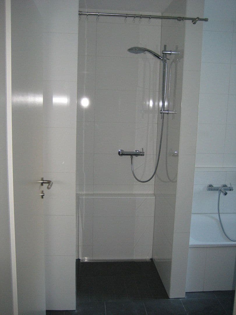 Prenájom bytu 2-izbový 95 m², Korntal-Münchingen, Bádensko-Wurttembersko Prenájom bytu 2-izbový 95 m², Korntal-Münchingen, Bádensko-Wurttembersko