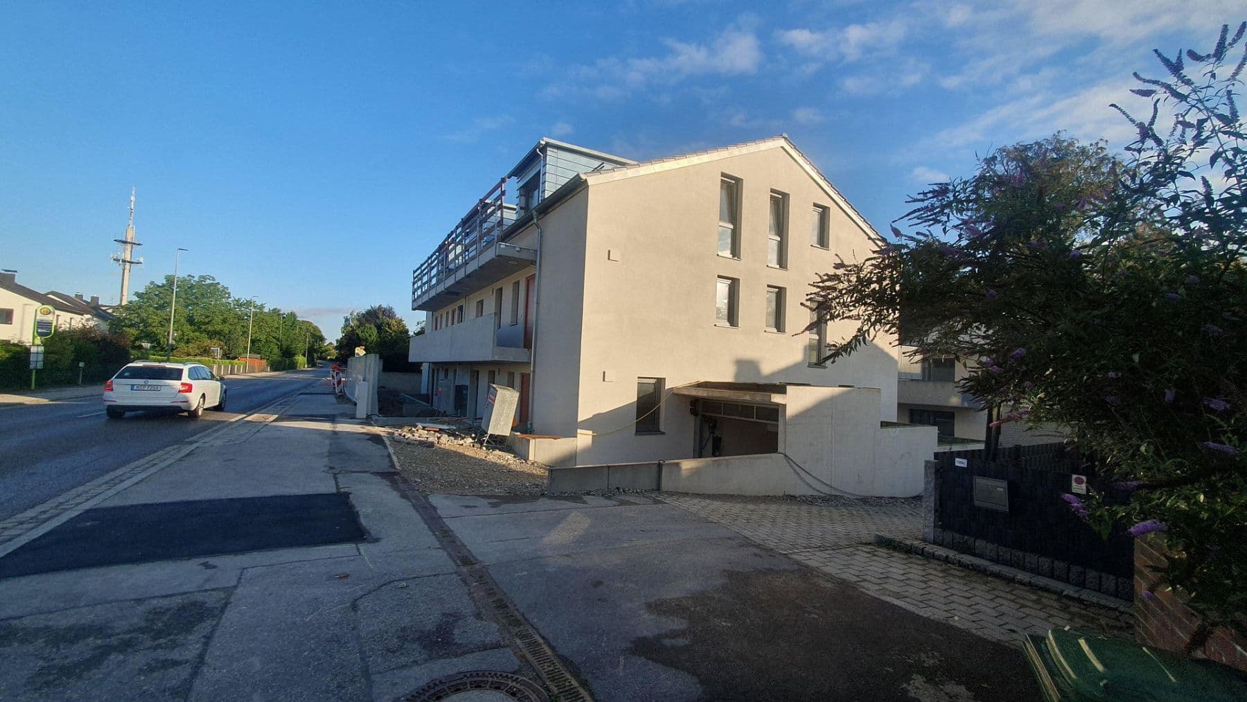 Prenájom bytu 4-izbový 99 m², Münchner Straße 102d, Kirchseeon, Bavorsko Prenájom bytu 4-izbový 99 m², Münchner Straße 102d, Kirchseeon, Bavorsko