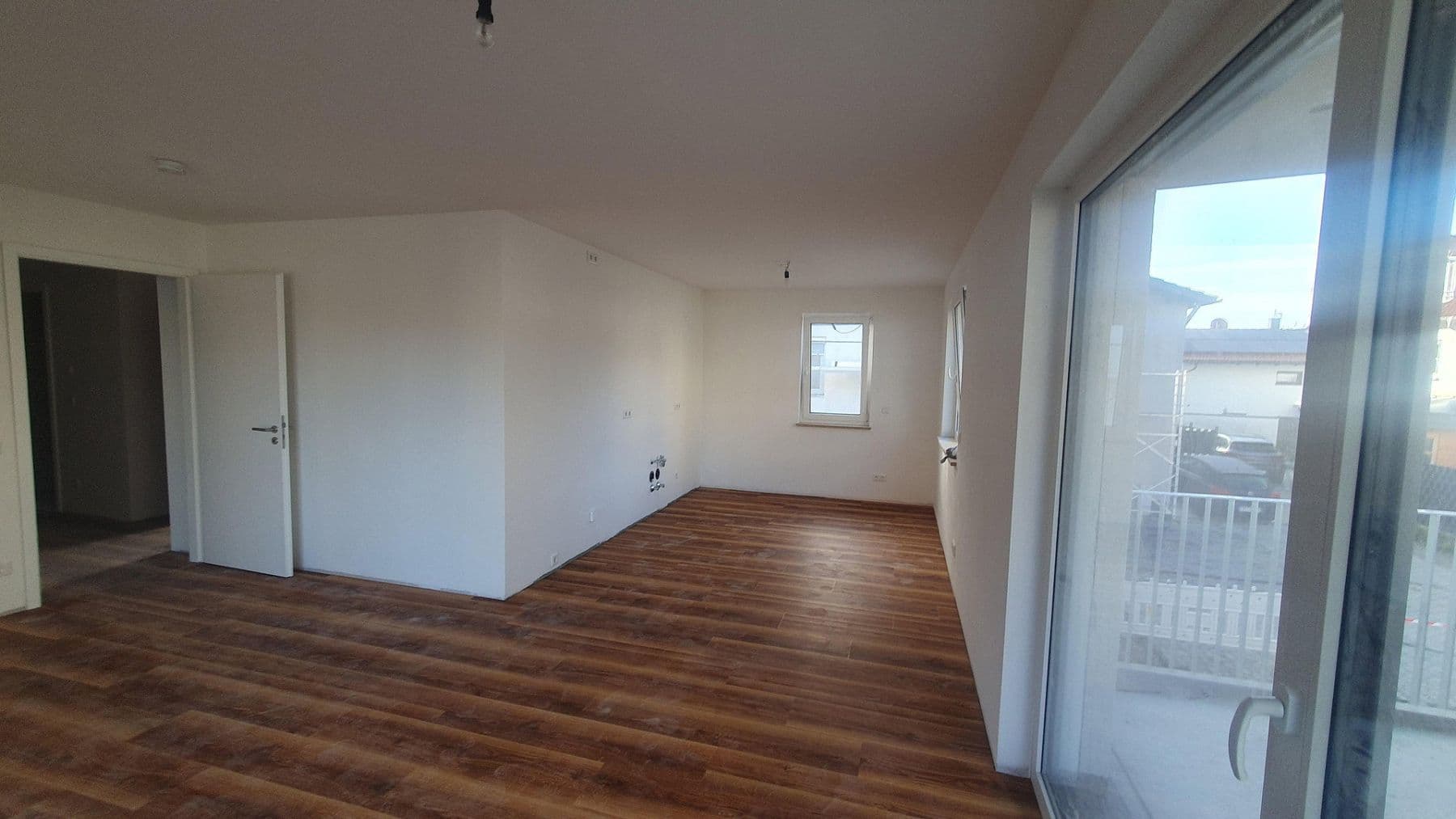 Prenájom bytu 4-izbový 99 m², Münchner Straße 102d, Kirchseeon, Bavorsko Prenájom bytu 4-izbový 99 m², Münchner Straße 102d, Kirchseeon, Bavorsko
