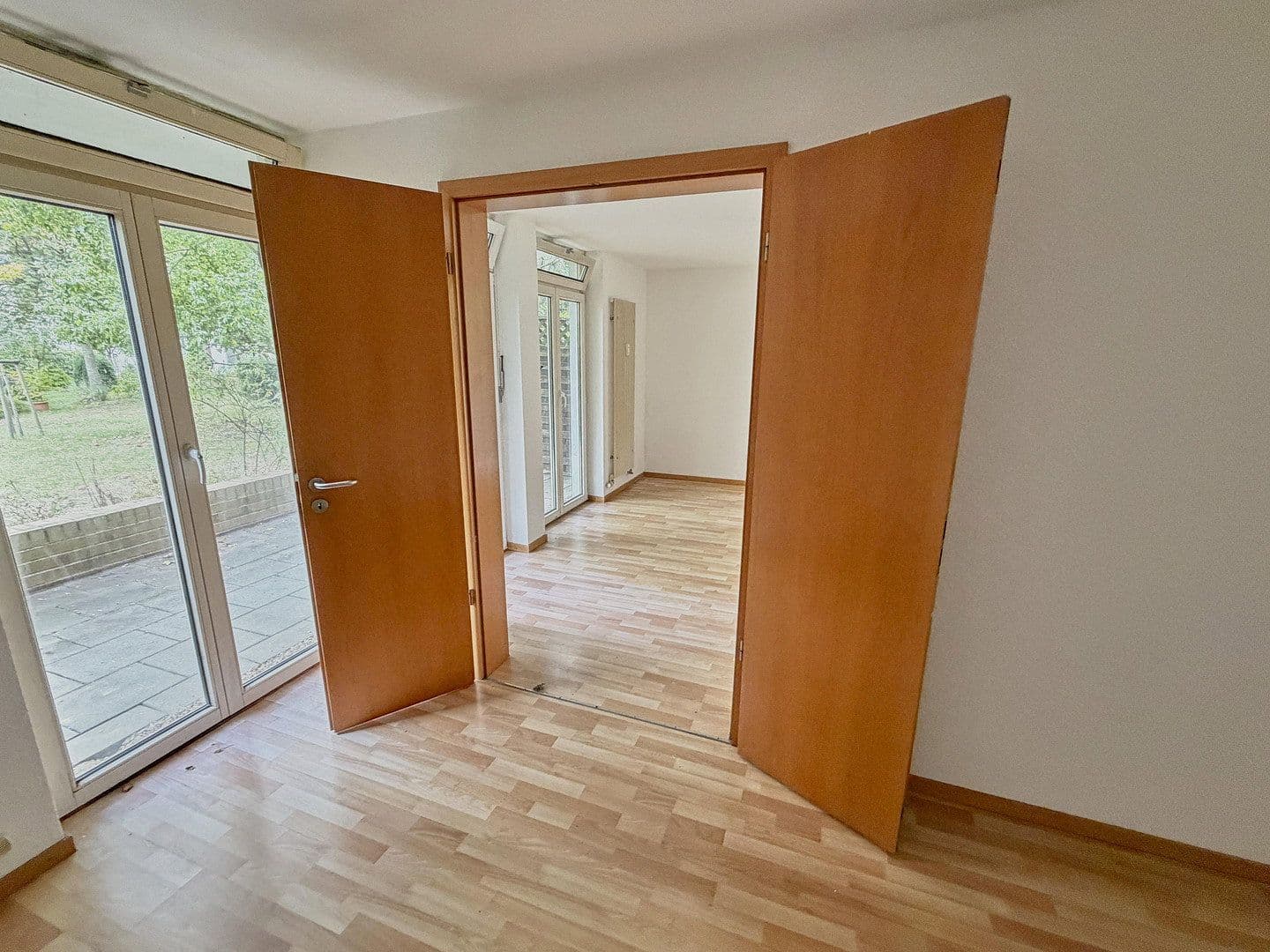 Prenájom bytu 2-izbový 62 m², Schwalbenhof 7, Potsdam, Brandenbursko Prenájom bytu 2-izbový 62 m², Schwalbenhof 7, Potsdam, Brandenbursko