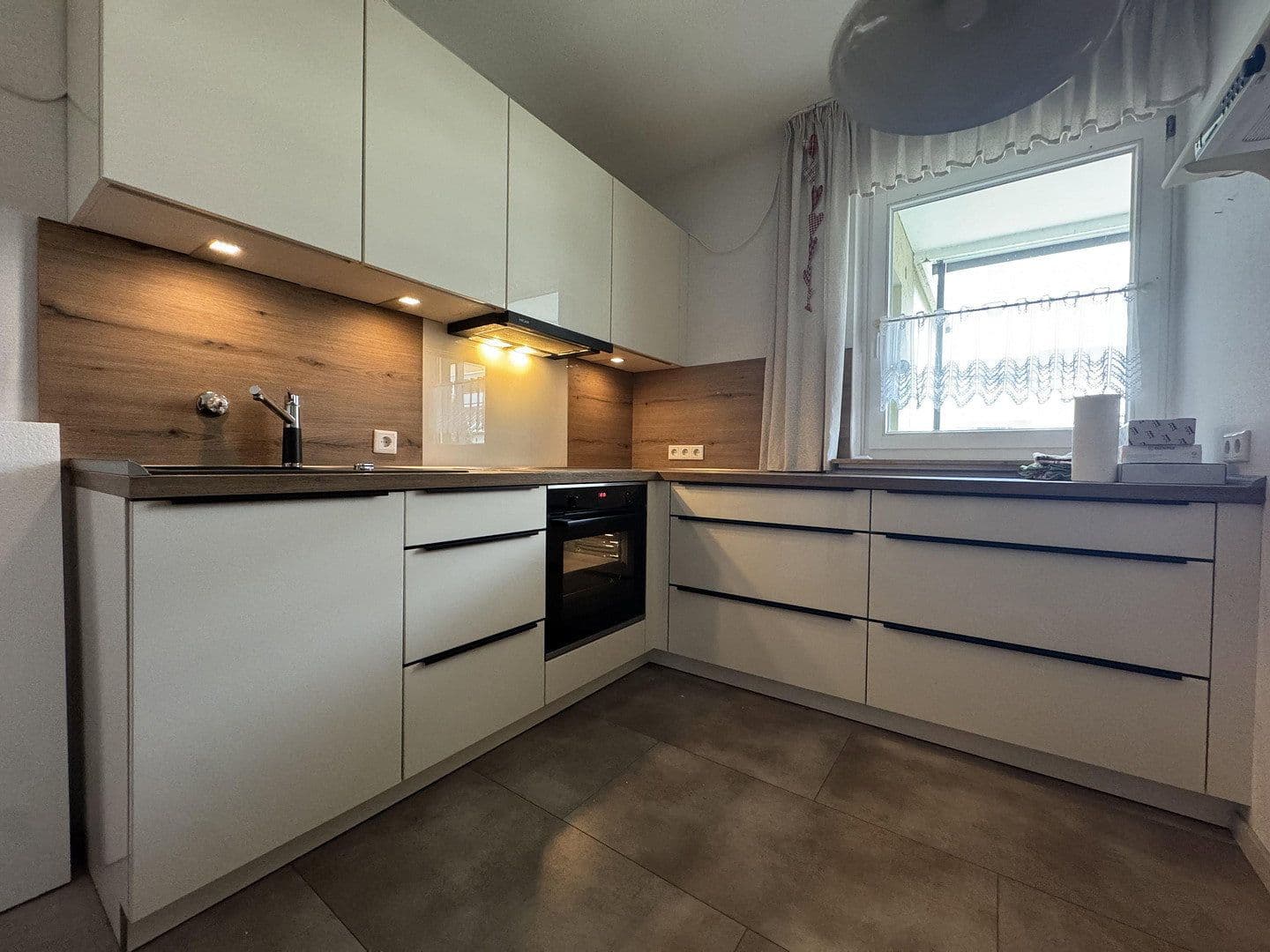 Predaj bytu 4-izbový 90 m², Mindener Str. 24, Herford, Severné Porýnie - Westfálsko Predaj bytu 4-izbový 90 m², Mindener Str. 24, Herford, Severné Porýnie - Westfálsko