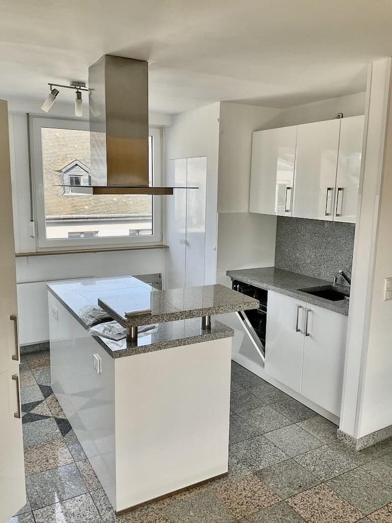 Prenájom bytu 3-izbový 85 m², Weidtmanstraße 22, Koblenz, Porýnie-Falcko Prenájom bytu 3-izbový 85 m², Weidtmanstraße 22, Koblenz, Porýnie-Falcko