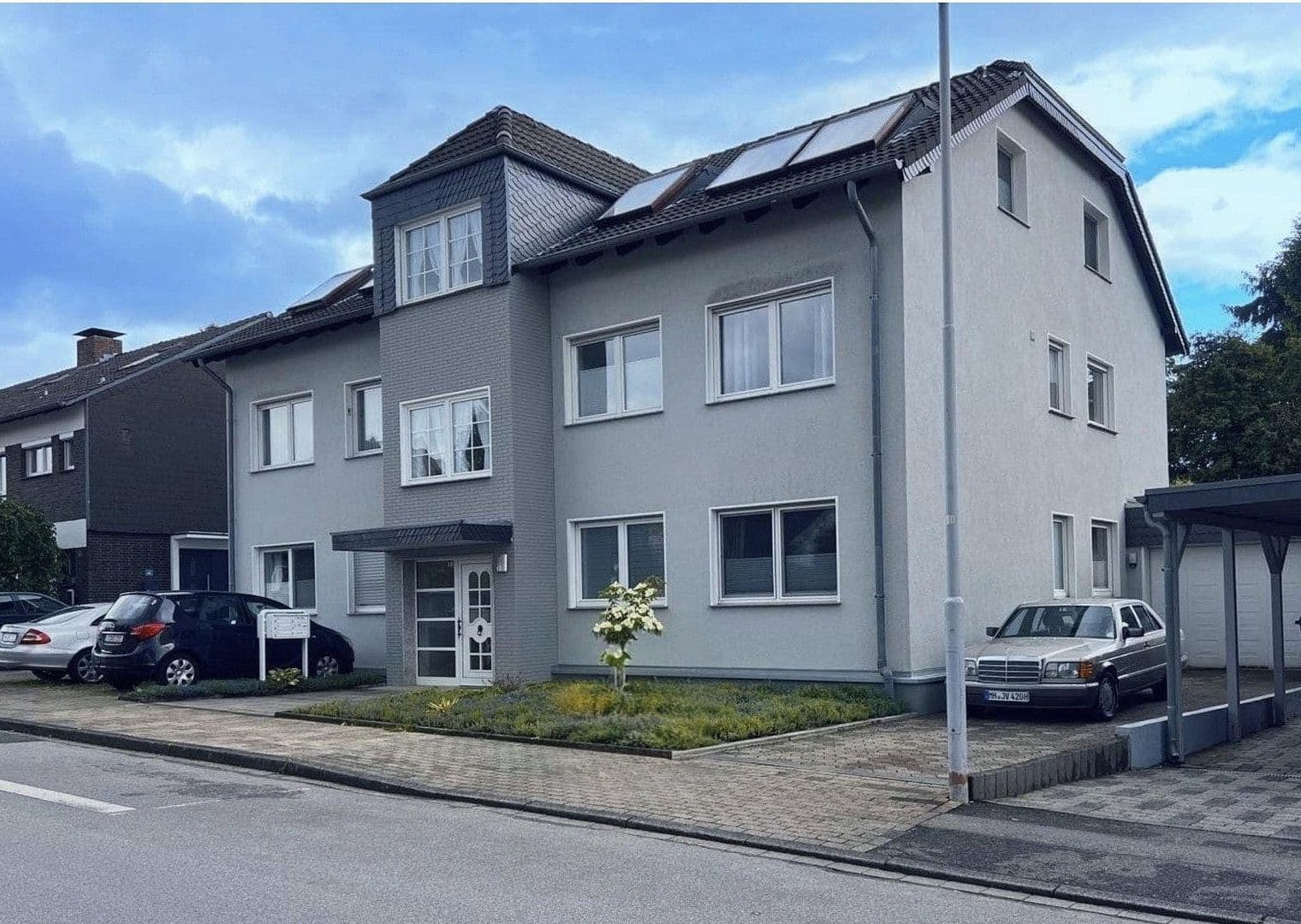 Prenájom bytu 2-izbový 75 m², Mülheim an der Ruhr, Severné Porýnie - Westfálsko Prenájom bytu 2-izbový 75 m², Mülheim an der Ruhr, Severné Porýnie - Westfálsko