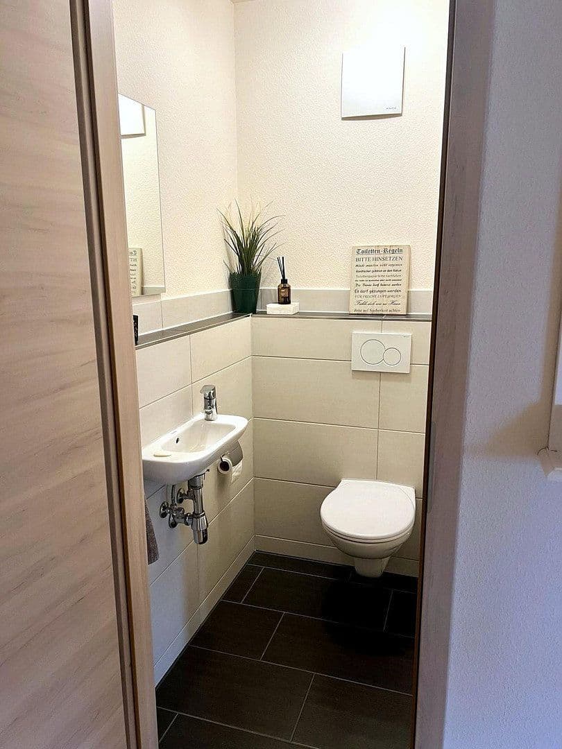 Predaj bytu 5-izbový 160 m², Eutingen im Gäu, Bádensko-Wurttembersko Predaj bytu 5-izbový 160 m², Eutingen im Gäu, Bádensko-Wurttembersko