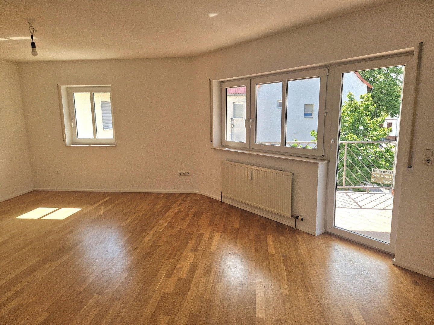 Predaj bytu 4-izbový 117 m², Harthausen, Porýnie-Falcko Predaj bytu 4-izbový 117 m², Harthausen, Porýnie-Falcko