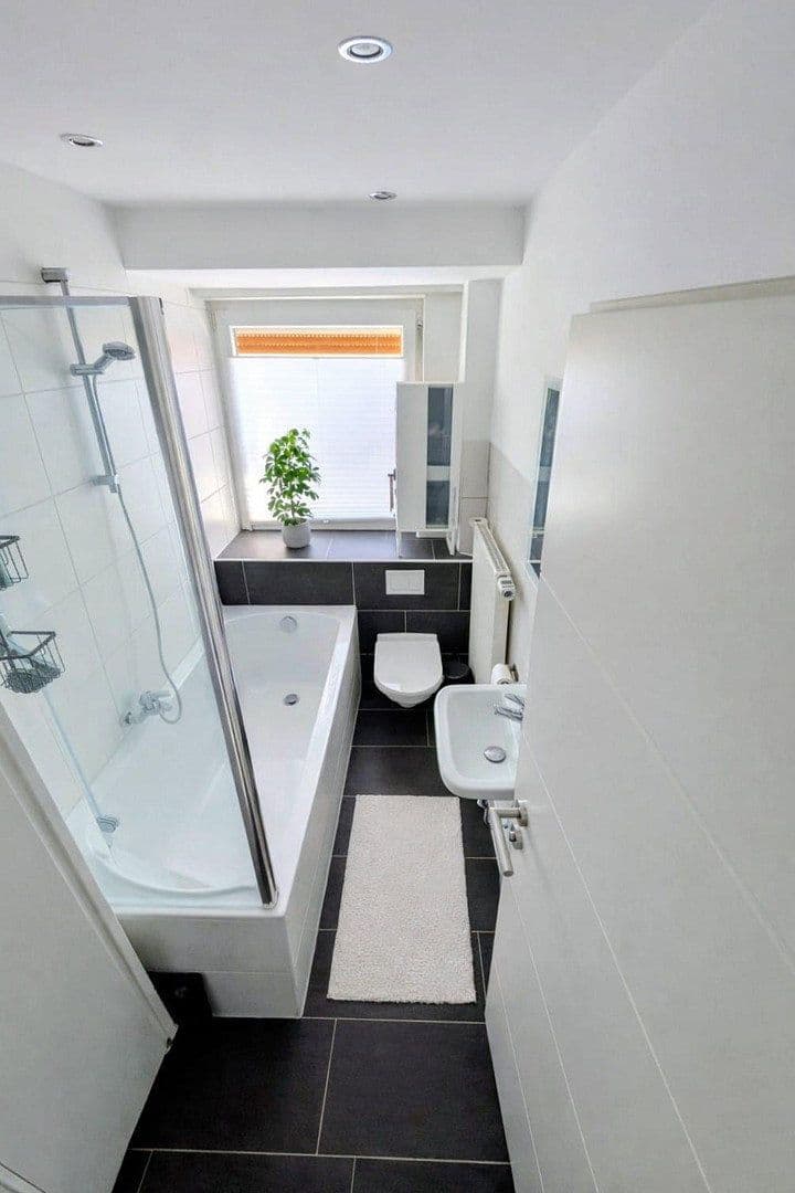 Predaj bytu 4-izbový 93 m², Rothmühlstraße 3, Bergrheinfeld, Bavorsko Predaj bytu 4-izbový 93 m², Rothmühlstraße 3, Bergrheinfeld, Bavorsko