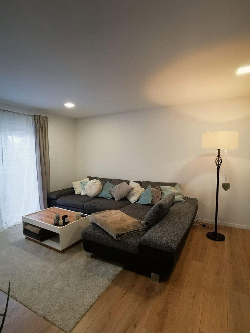 Predaj bytu 4-izbový 93 m², Rothmühlstraße 3, Bergrheinfeld, Bavorsko Predaj bytu 4-izbový 93 m², Rothmühlstraße 3, Bergrheinfeld, Bavorsko