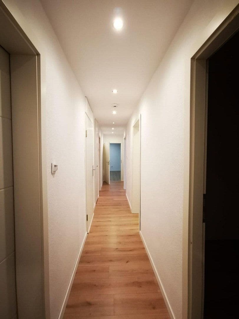 Predaj bytu 4-izbový 93 m², Rothmühlstraße 3, Bergrheinfeld, Bavorsko Predaj bytu 4-izbový 93 m², Rothmühlstraße 3, Bergrheinfeld, Bavorsko