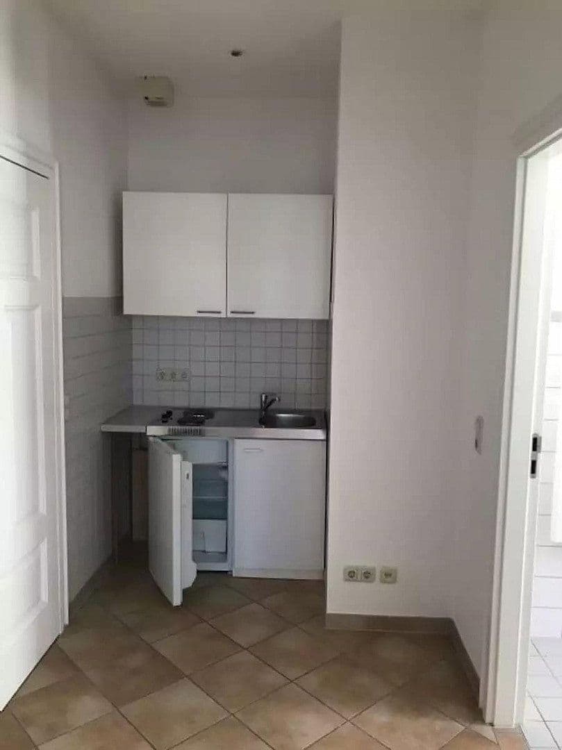 Prenájom bytu 1-izbový 32 m², Landreiterstraße, Schwerin, Meklenbursko-Predpomoransko Prenájom bytu 1-izbový 32 m², Landreiterstraße, Schwerin, Meklenbursko-Predpomoransko