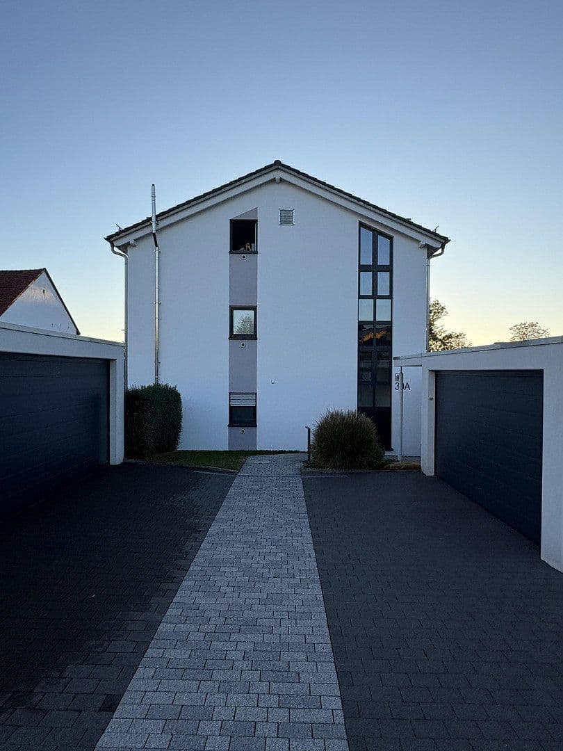 Prenájom bytu 3-izbový 111 m², Nonnenhorn, Bavorsko Prenájom bytu 3-izbový 111 m², Nonnenhorn, Bavorsko