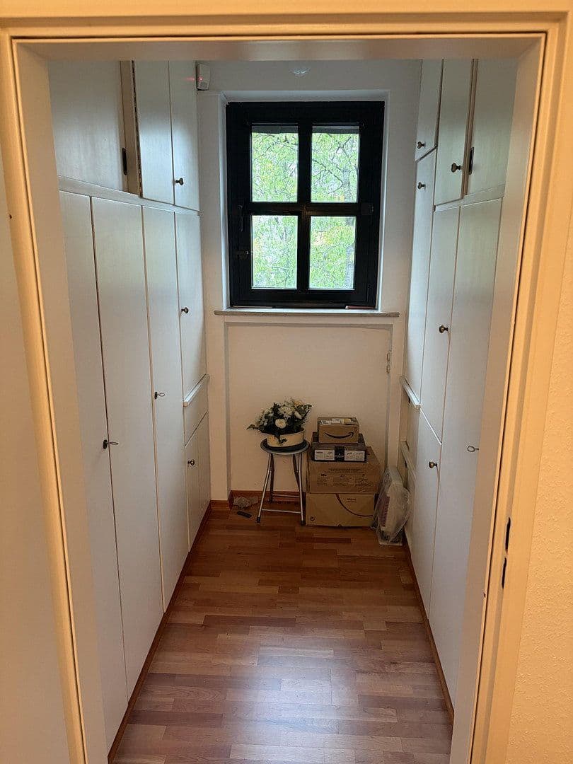 Predaj domu 204 m², pozemok 778 m², Offenbach am Main, Hesensko Predaj domu 204 m², pozemok 778 m², Offenbach am Main, Hesensko
