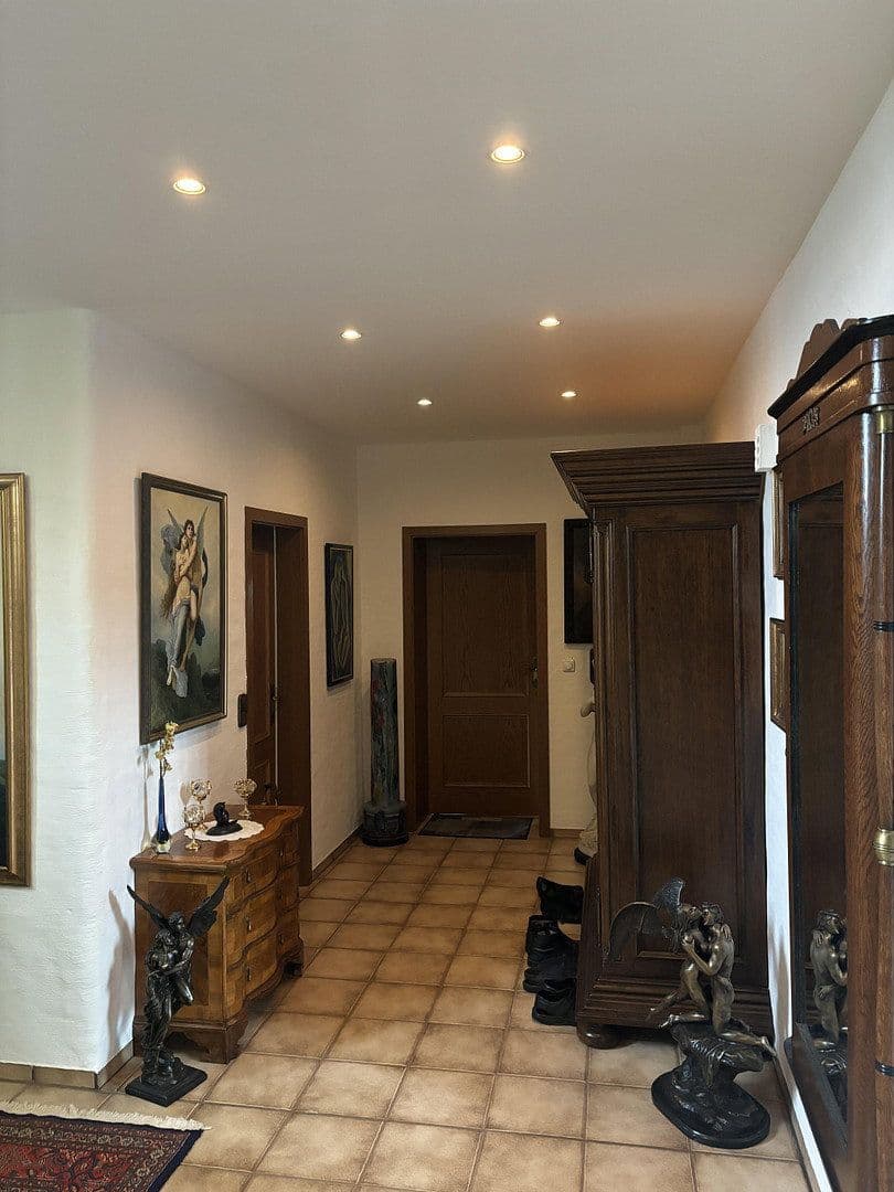 Predaj domu 204 m², pozemok 778 m², Offenbach am Main, Hesensko Predaj domu 204 m², pozemok 778 m², Offenbach am Main, Hesensko