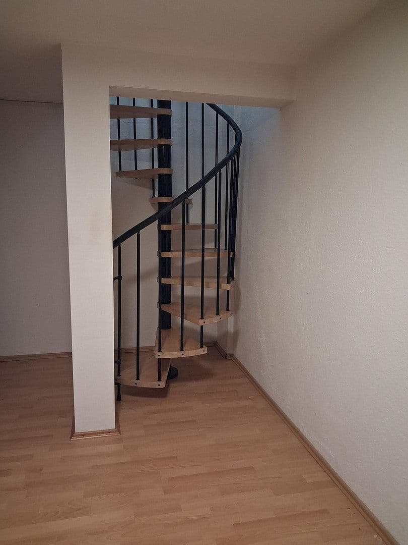 Predaj bytu 5-izbový 149 m², Berlin, Berlín Predaj bytu 5-izbový 149 m², Berlin, Berlín