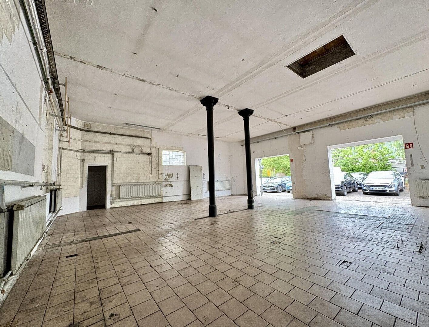 Prenájom nebytového priestoru 753 m², Siegfried-Berger-Straße 5, Berlin, Berlín Prenájom nebytového priestoru 753 m², Siegfried-Berger-Straße 5, Berlin, Berlín