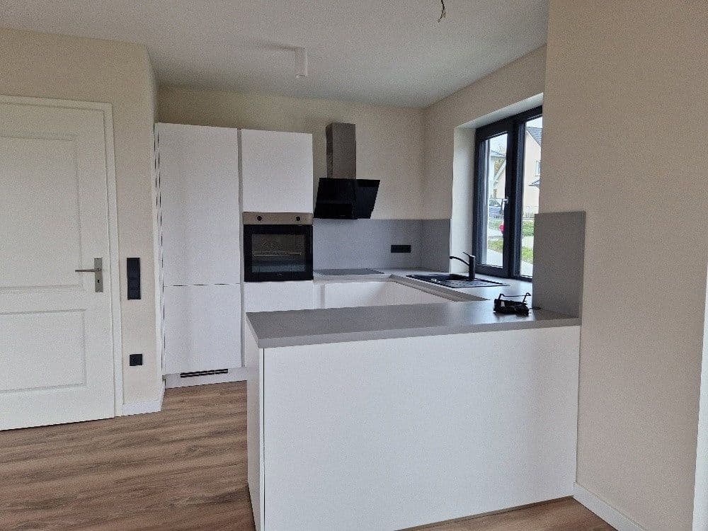 Prenájom bytu 3-izbový 84 m², Windeck, Severné Porýnie - Westfálsko Prenájom bytu 3-izbový 84 m², Windeck, Severné Porýnie - Westfálsko