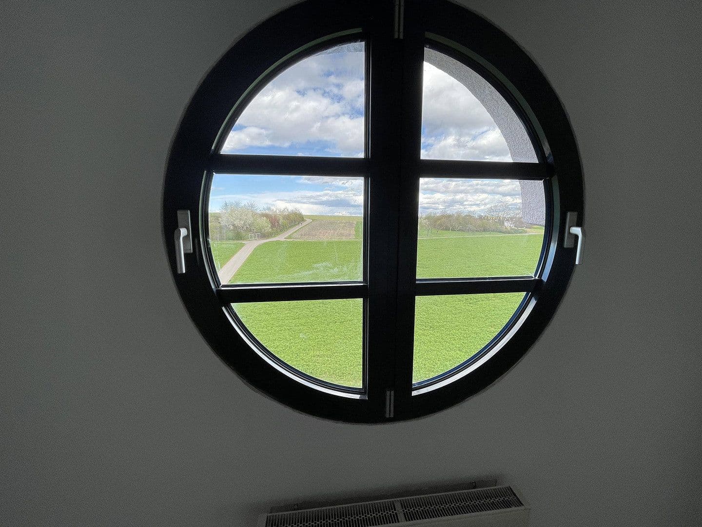 Prenájom kancelárie 480 m², Max-Eyth-Str.23, Ditzingen, Bádensko-Wurttembersko Prenájom kancelárie 480 m², Max-Eyth-Str.23, Ditzingen, Bádensko-Wurttembersko