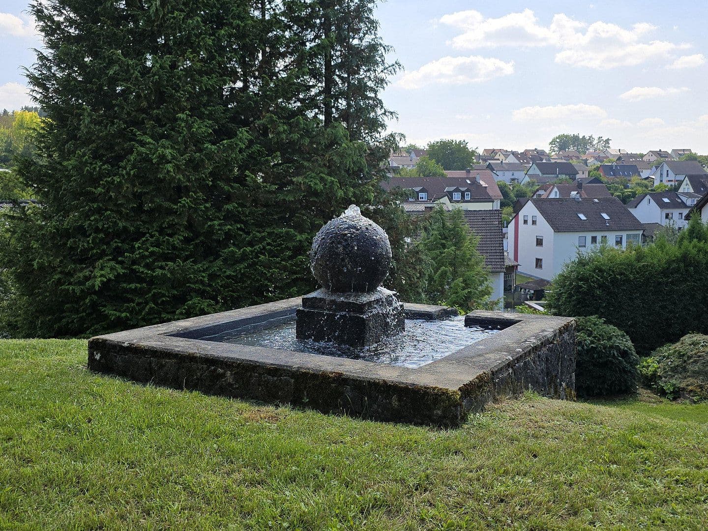 Predaj domu 221 m², pozemok 1.014 m², Pegnitz, Bavorsko Predaj domu 221 m², pozemok 1.014 m², Pegnitz, Bavorsko